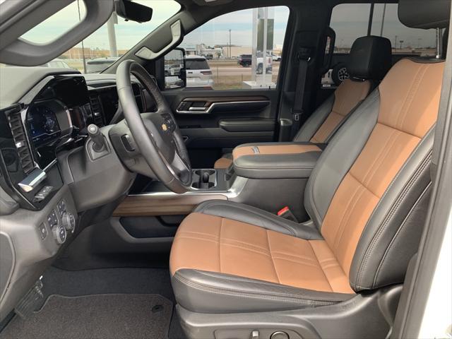 2024 Chevrolet Silverado 2500HD 4WD Crew Cab Standard Bed High Country