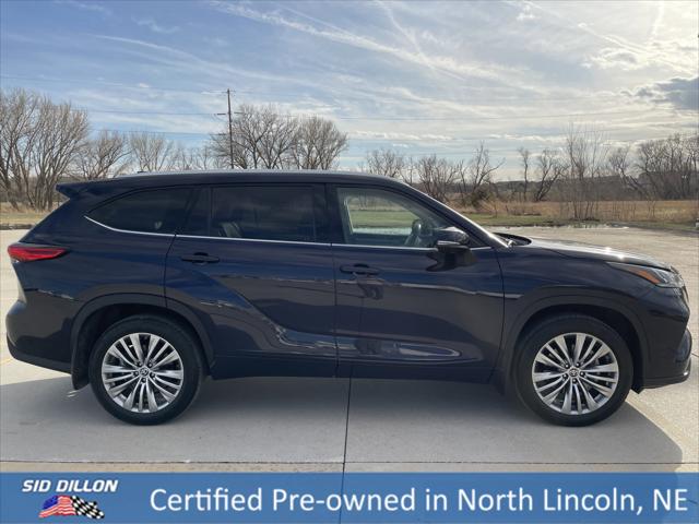 2023 Toyota Highlander Platinum