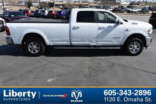 2022 RAM 3500 Laramie Crew Cab 4x4 8 Box