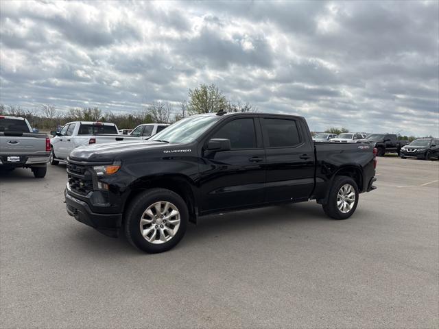 2024 Chevrolet Silverado 1500 4WD Crew Cab Short Bed Custom