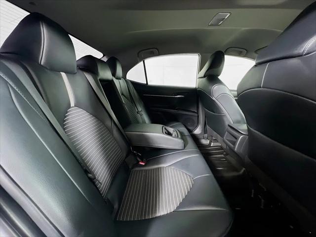 2020 Toyota Camry SE Nightshade Edition AWD