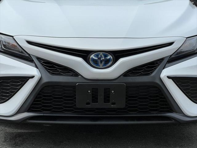 2023 Toyota Camry SE Hybrid