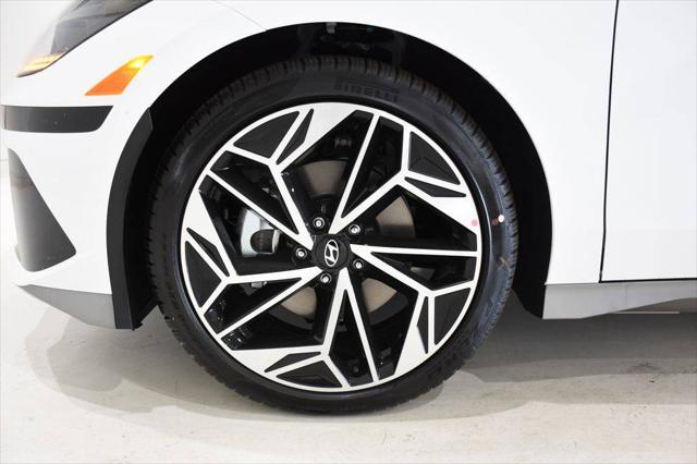 2025 Hyundai IONIQ 6 SEL