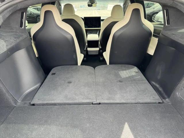2022 Tesla Model X Plaid Tri Motor All-Wheel Drive