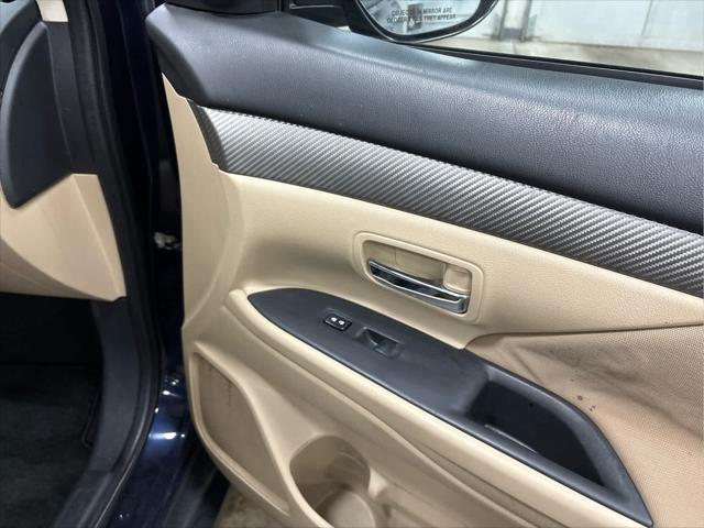 Used 2014 Mitsubishi Outlander For Sale in Wilmington, OH