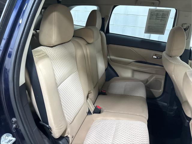 Used 2014 Mitsubishi Outlander For Sale in Wilmington, OH