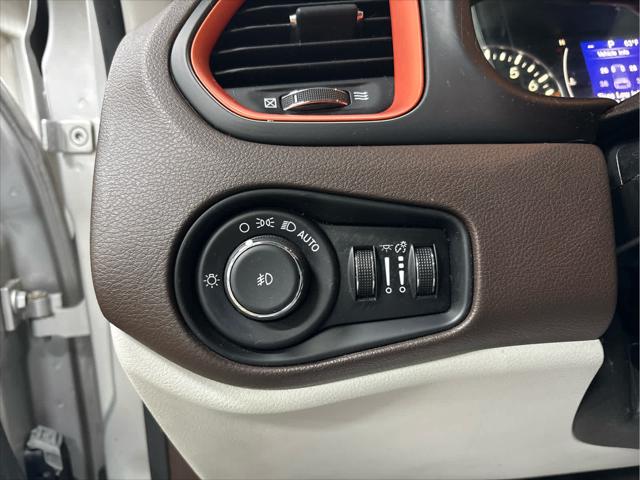 Used 2015 Jeep Renegade For Sale in Wilmington, OH