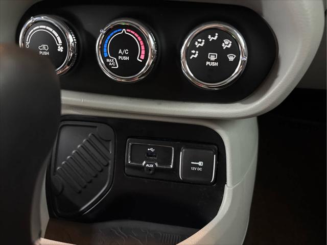 Used 2015 Jeep Renegade For Sale in Wilmington, OH