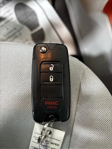 Used 2015 Jeep Renegade For Sale in Wilmington, OH