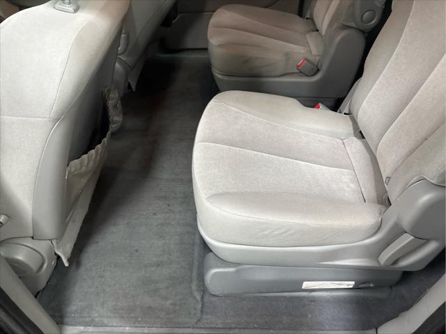 Used 2009 Kia Sedona For Sale in Wilmington, OH