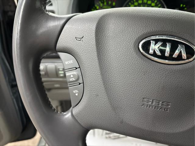 Used 2007 Kia Sedona For Sale in Wilmington, OH
