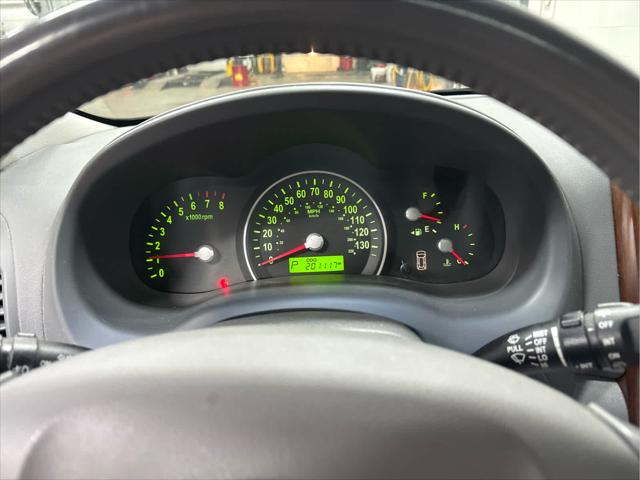 Used 2007 Kia Sedona For Sale in Wilmington, OH