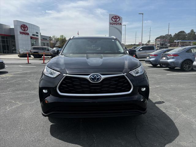 2023 Toyota Highlander Hybrid XLE Bronze