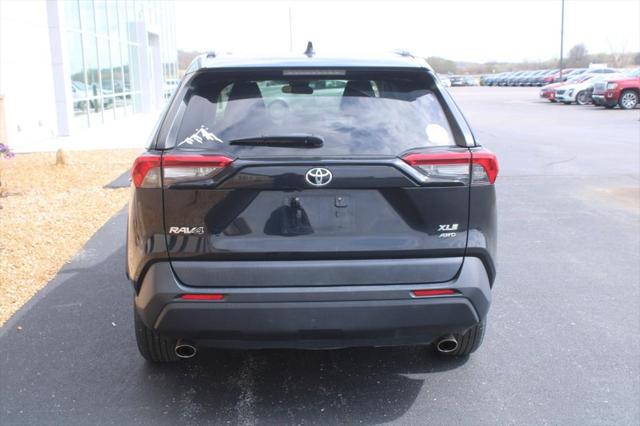 2021 Toyota RAV4 XLE