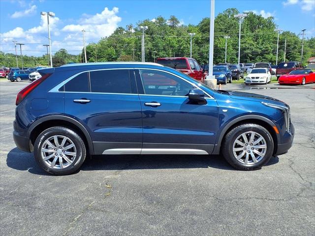 2022 Cadillac XT4 AWD Premium Luxury