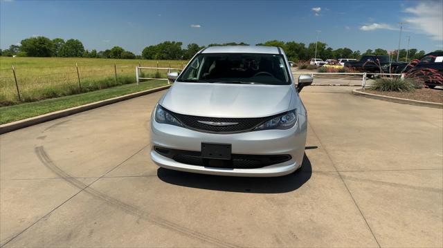 2023 Chrysler Voyager LX 2023 Chrysler Voyager LX