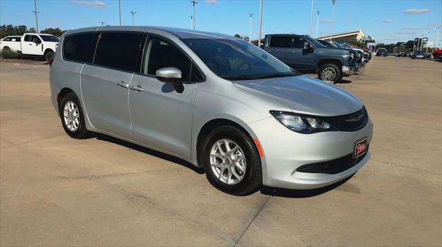 2023 Chrysler Voyager LX 2023 Chrysler Voyager LX