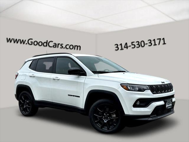 2025 Jeep Compass COMPASS LATITUDE 4X4