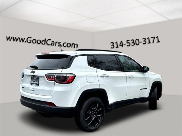 2025 Jeep Compass COMPASS LATITUDE 4X4