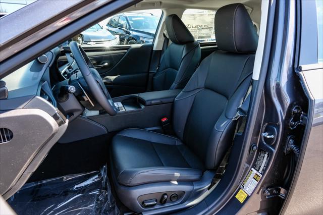 2025 Lexus ES 350 Unknown
