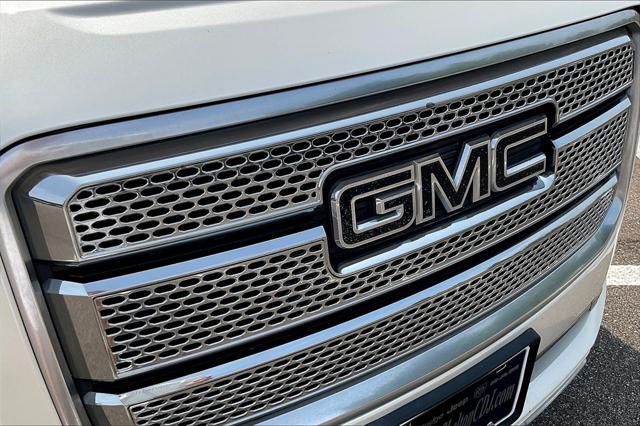 Used 2015 GMC Acadia For Sale in Olive Branch, MS