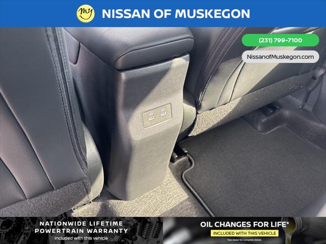 2025 Nissan Kicks SR Intelligent AWD