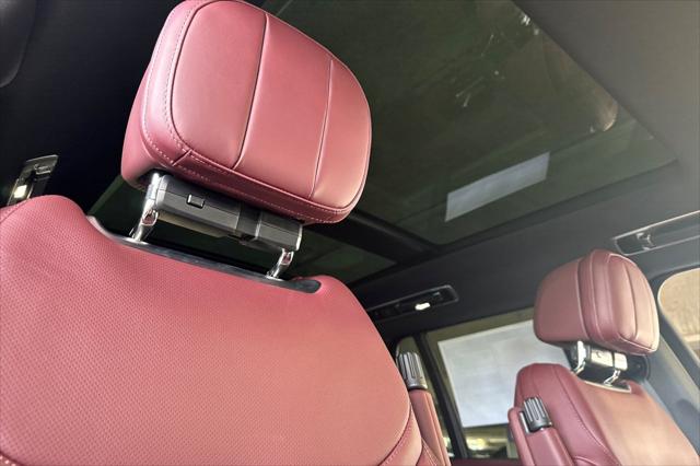 2025 Land Rover Range Rover P530 SE