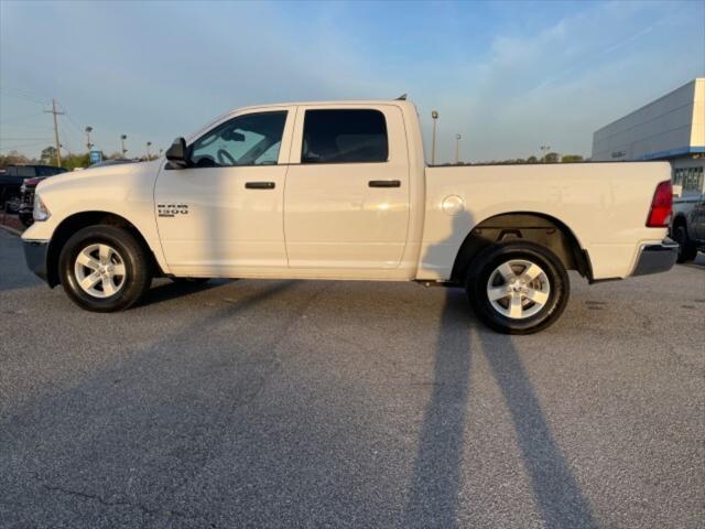 2023 Ram 1500 Classic SLT Crew Cab 4x4 5'7" Box