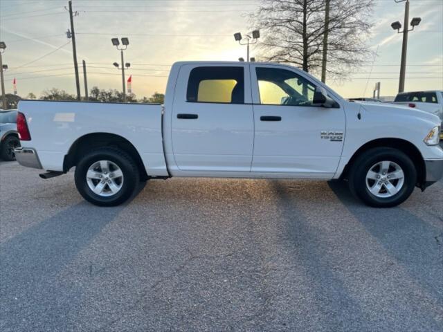 2023 Ram 1500 Classic SLT Crew Cab 4x4 5'7" Box