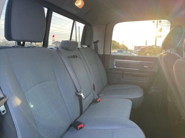 2023 Ram 1500 Classic SLT Crew Cab 4x4 5'7" Box