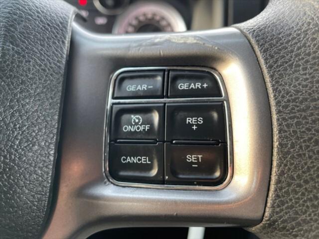 2023 Ram 1500 Classic SLT Crew Cab 4x4 5'7" Box