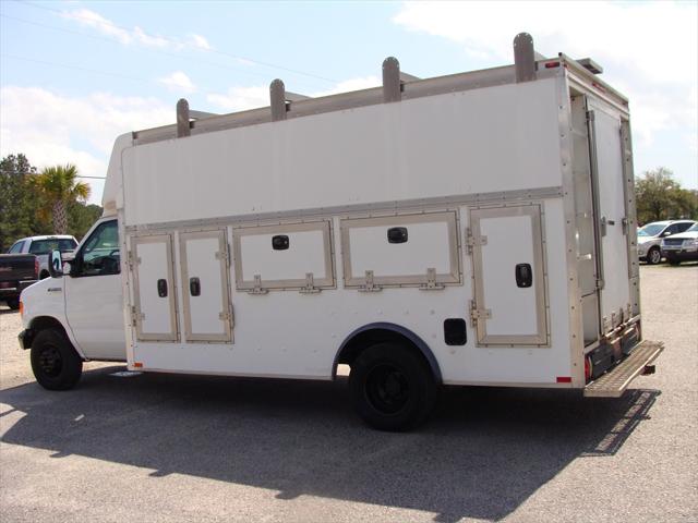 2007 Ford E-450 Cutaway E-450