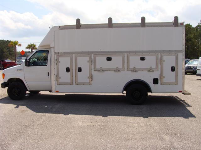 2007 Ford E-450 Cutaway E-450