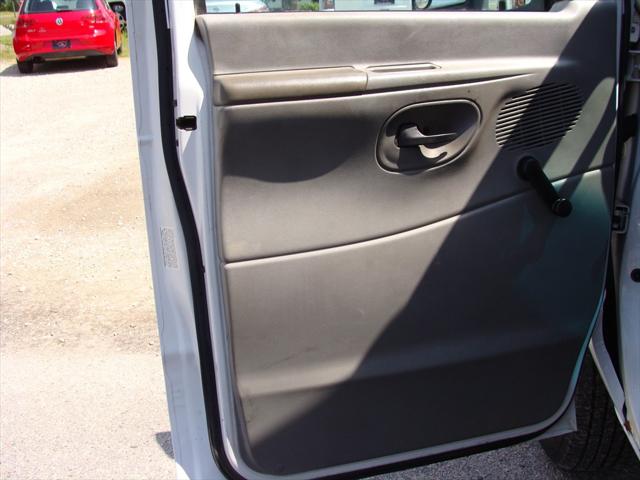 2007 Ford E-450 Cutaway E-450