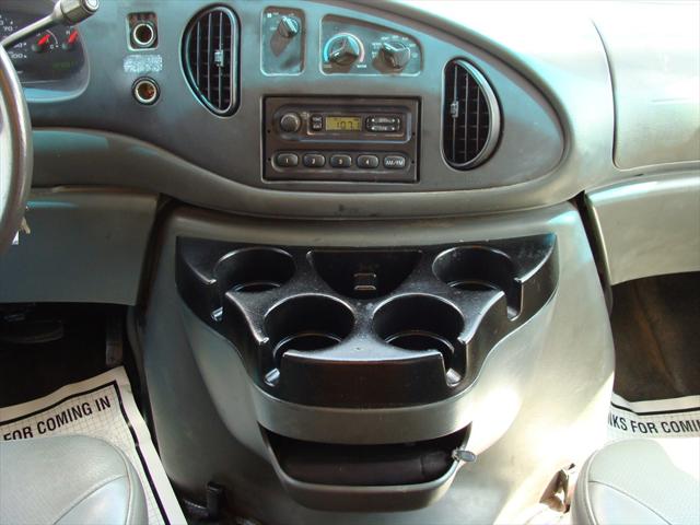 2007 Ford E-450 Cutaway E-450