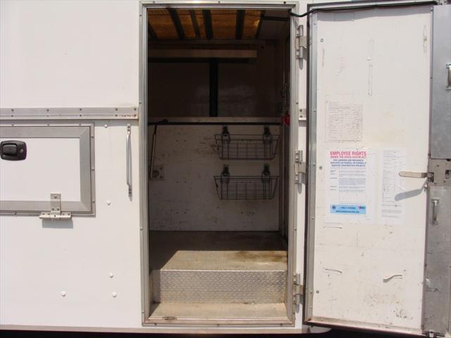 2007 Ford E-450 Cutaway E-450