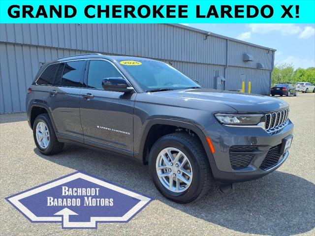 2025 Jeep Grand Cherokee GRAND CHEROKEE LAREDO X 4X4