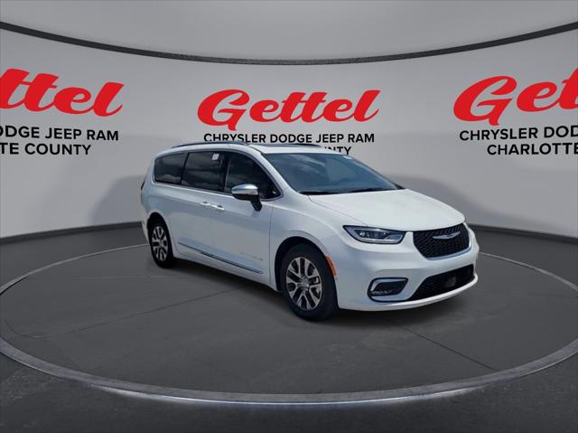 2025 Chrysler Pacifica Hybrid PACIFICA PLUG-IN HYBRID PINNACLE
