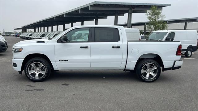 2025 RAM Ram 1500 RAM 1500 TRADESMAN CREW CAB 4X4 57 BOX