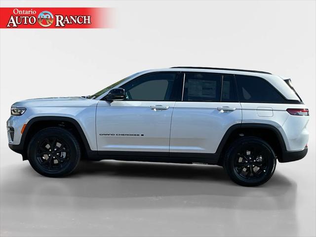 2025 Jeep Grand Cherokee GRAND CHEROKEE ALTITUDE 4X4 2025 Jeep Grand Cherokee GRAND CHEROKEE ALTITUDE 4X4