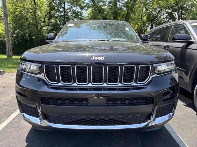 2025 Jeep Grand Cherokee GRAND CHEROKEE L LAREDO X 4X4