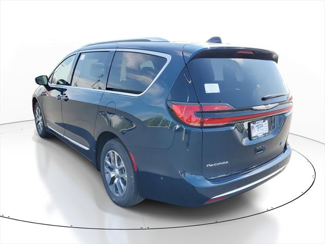 2025 Chrysler Pacifica Hybrid PACIFICA PLUG-IN HYBRID PINNACLE