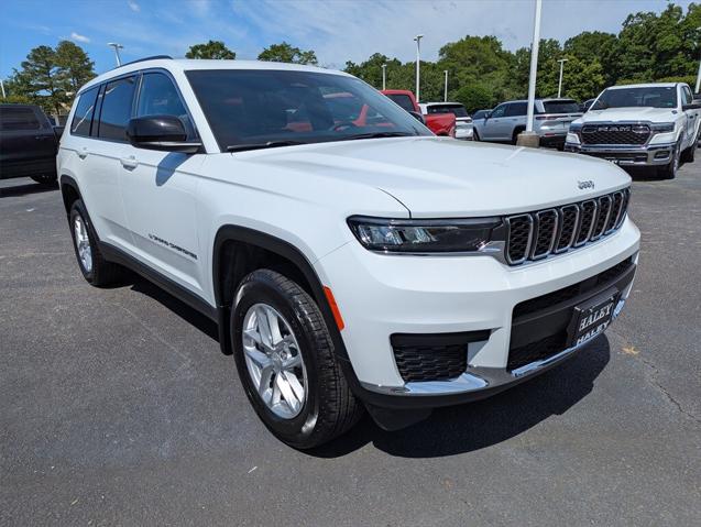 2025 Jeep Grand Cherokee GRAND CHEROKEE L LAREDO X 4X4