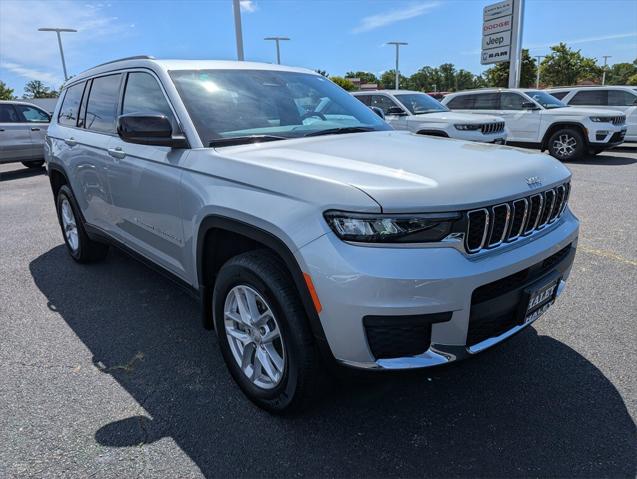 2025 Jeep Grand Cherokee GRAND CHEROKEE L LAREDO X 4X4