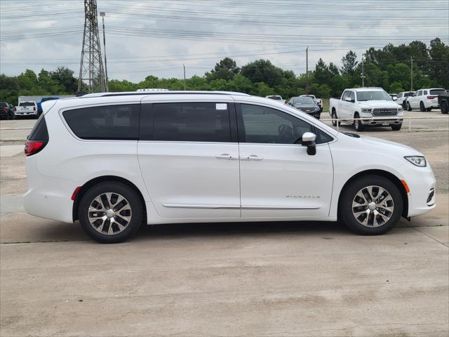 2025 Chrysler Pacifica Hybrid PACIFICA PLUG-IN HYBRID PINNACLE