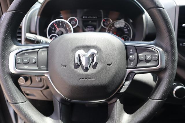 2025 RAM Ram 1500 RAM 1500 TRADESMAN CREW CAB 4X4 57 BOX