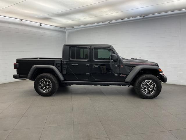 2025 Jeep Gladiator GLADIATOR RUBICON 4X4
