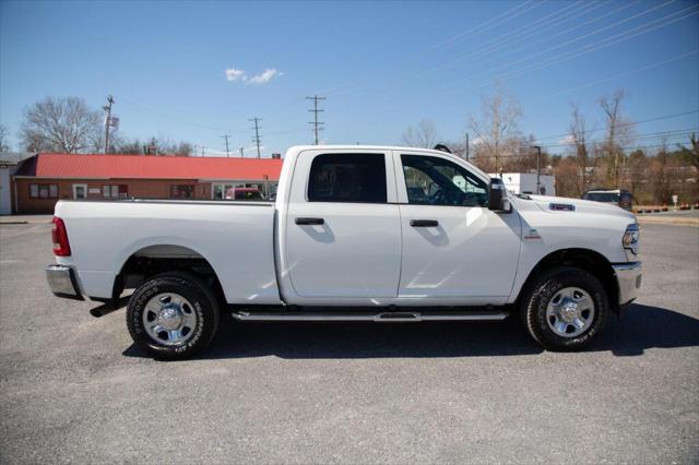 2024 RAM 2500 Tradesman Crew Cab 4x4 64 Box