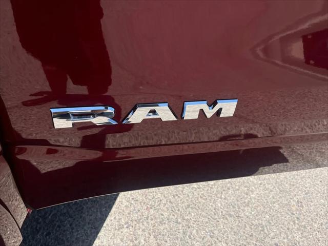 2025 Ram 1500 Big Horn Crew Cab 4x4 57 Box