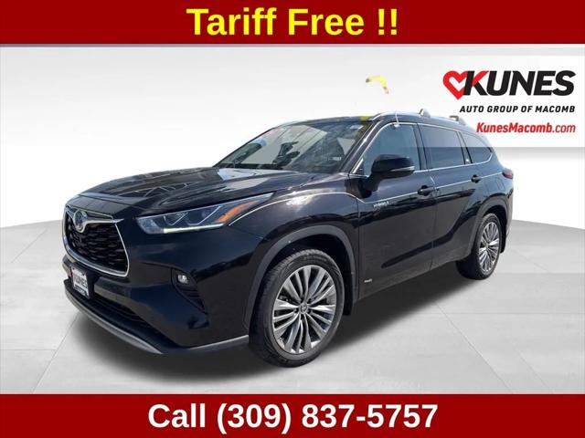 2021 Toyota Highlander Hybrid Platinum